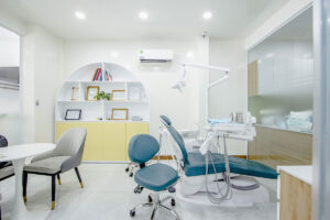 Phòng khám và tư vấn
